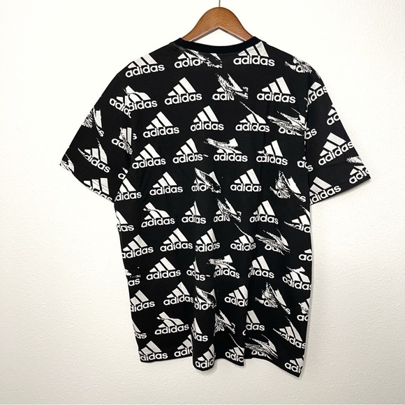Adidas men Brand’s love all over logo printed Tshirt black white size XL NWT - Picture 8 of 10